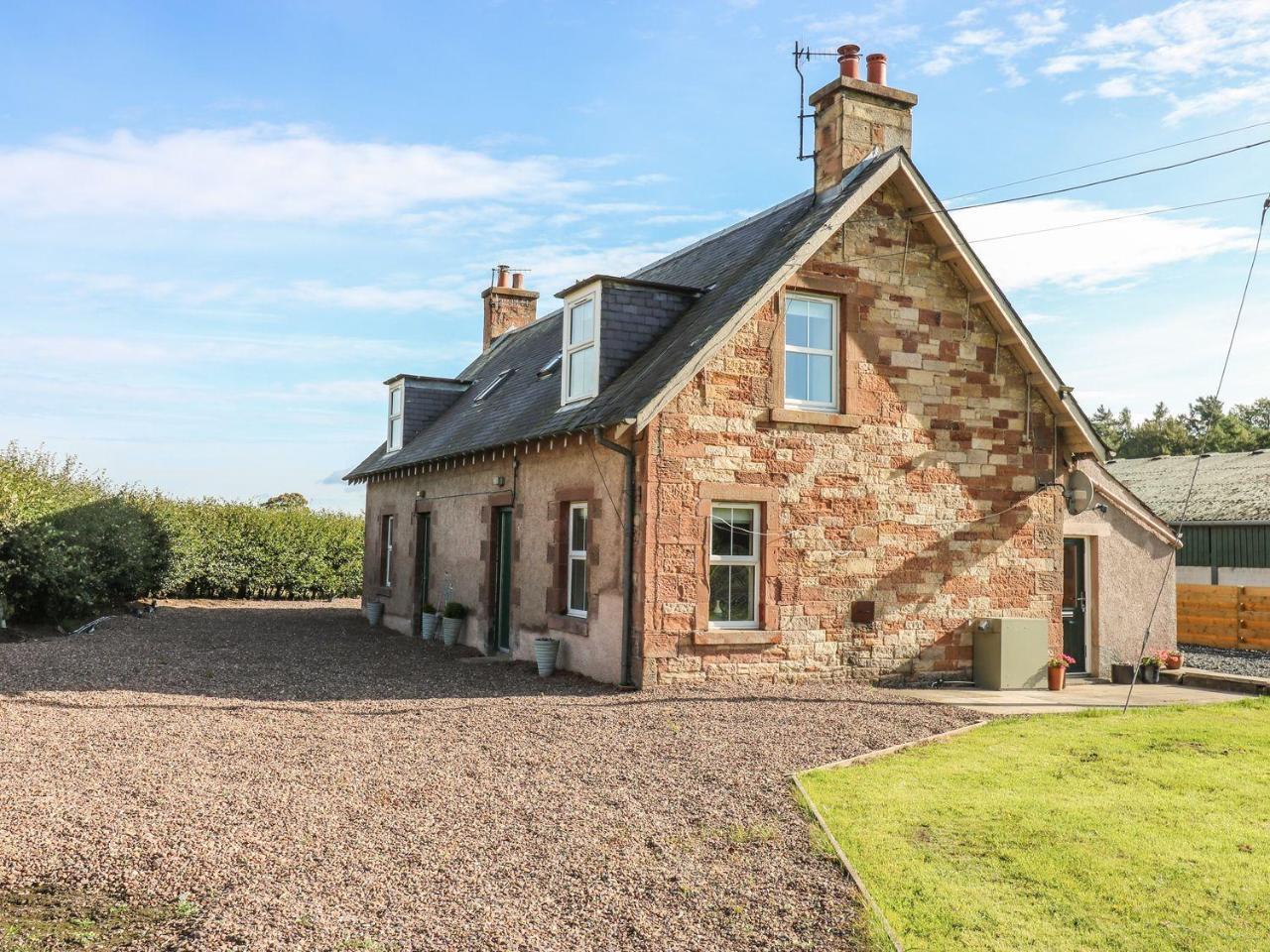 Bonjedward Mill Farm Cottage Jedburgh Exterior photo